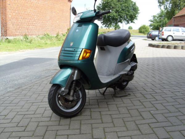 piaggio quartz 50